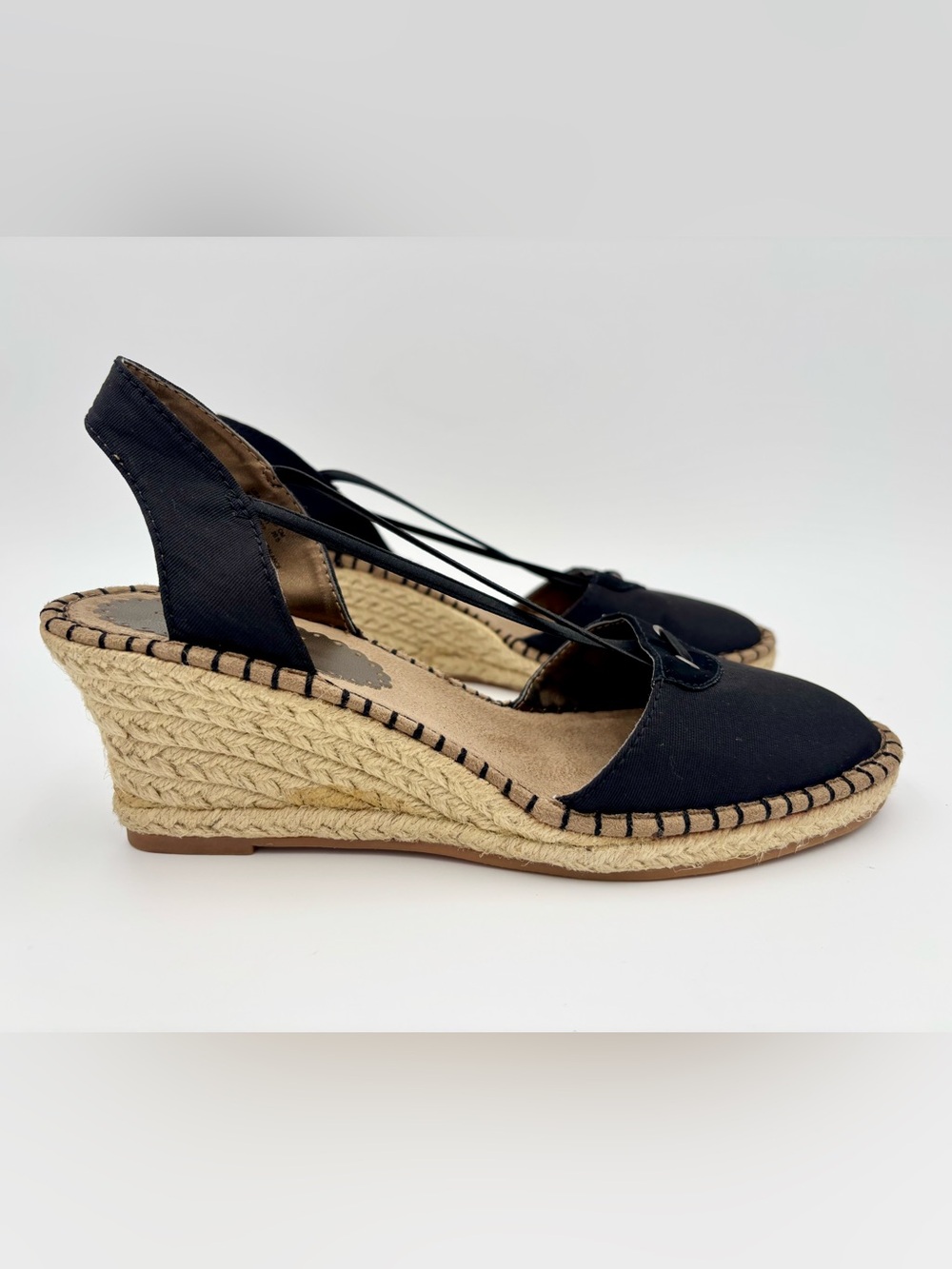 Hush Puppies Soft Style Black Espadrille Wedge Sandals Size 9 Excellent